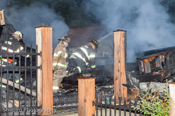 Lake Zurich house fire 8-23-13 at 23722 S. Lakewood Lane Larry SHaprio photography shapirophotography.net